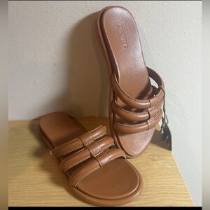 OluKai Tiare Women's Slide Sandals Fox Brown Sz 6 NEW